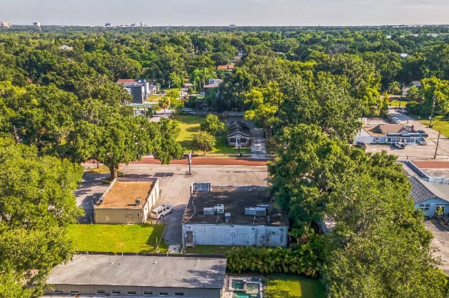More Photos Of 2006 Curry Ford Rd, Orlando Convenience Store For Sale