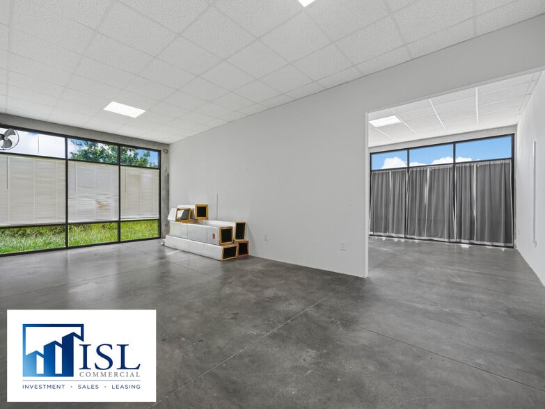 More Photos Of 6769 Curtis St, Orlando Warehouse For Lease