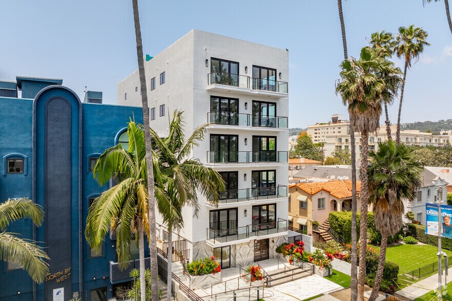 Primary Photo Of 137 N Doheny Dr, West Hollywood Multifamily For Sale