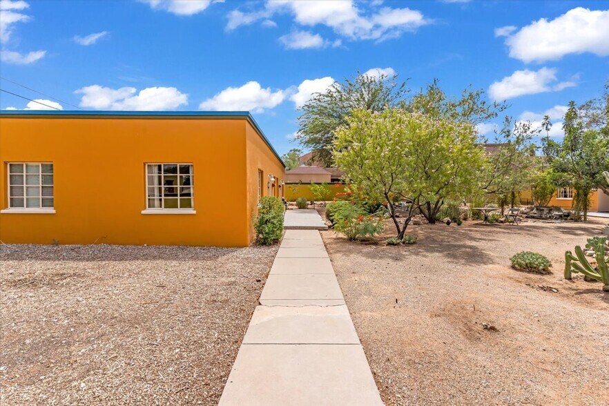 More Photos Of 716-730 N Palo Verde, Tucson Apartments For Sale