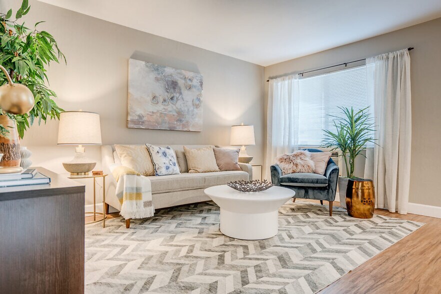 More Photos Of 2093 Mount Diablo St, Concord Apartments For Sale