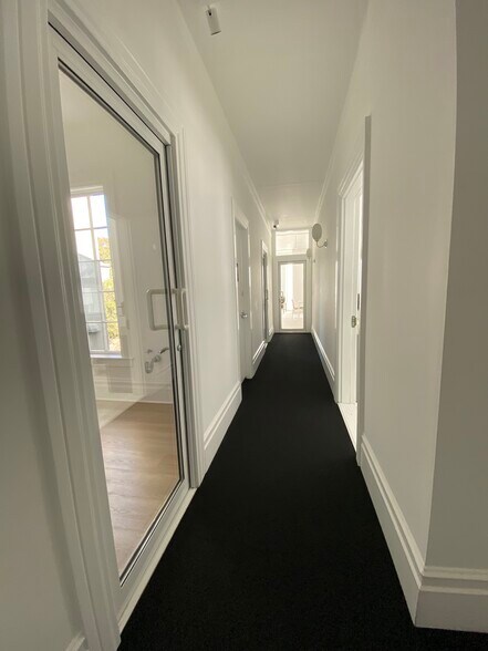 More Photos Of 3516 Sacramento St, San Francisco Storefront Retail Office For Lease