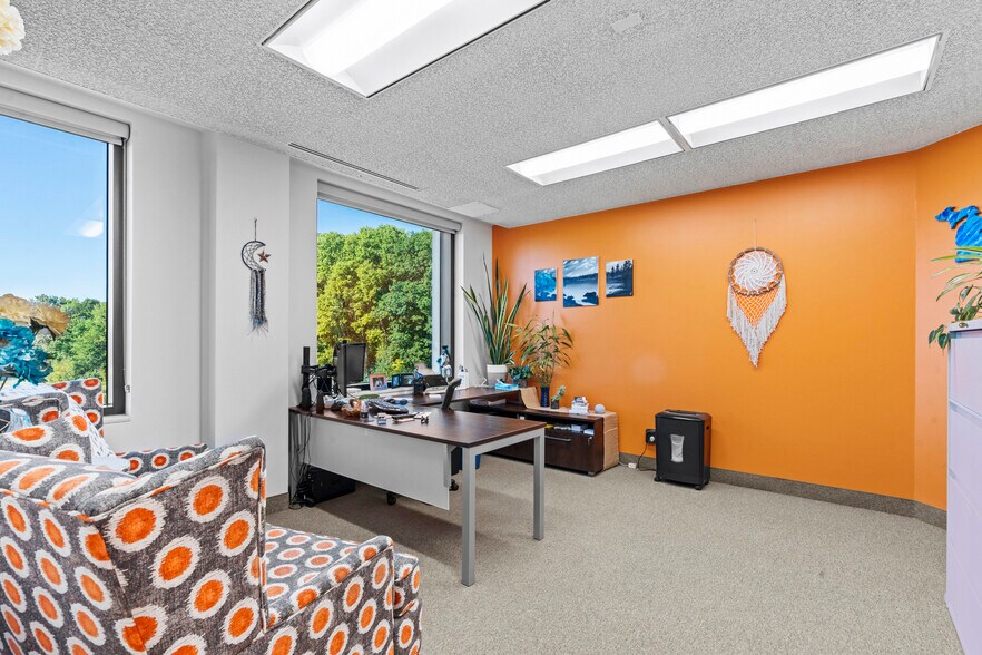 More Photos Of 1 Broadcast Way, Cadillac Medical For Sale