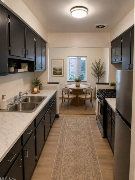 More Photos Of 18911 Bella Dr, Cleveland Apartments For Sale
