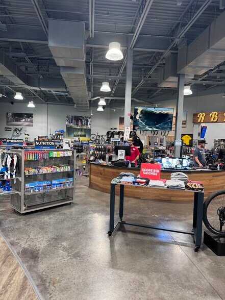 More Photos Of 9040 Falcon View Dr, McKinney Storefront For Sale