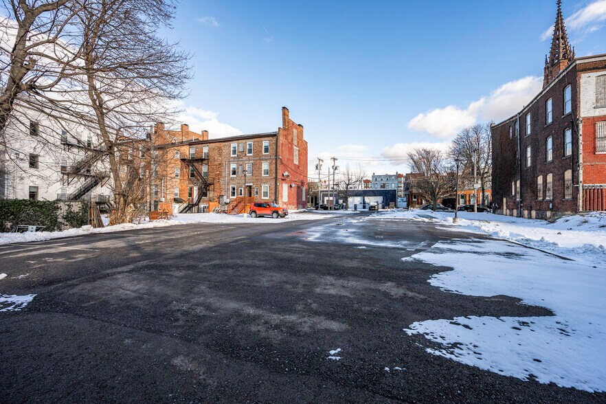 More Photos Of 810 Main St, Buffalo Office For Sale