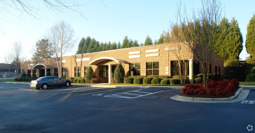 More Photos Of 7511 Mourning Dove Rd, Raleigh Office For Sale