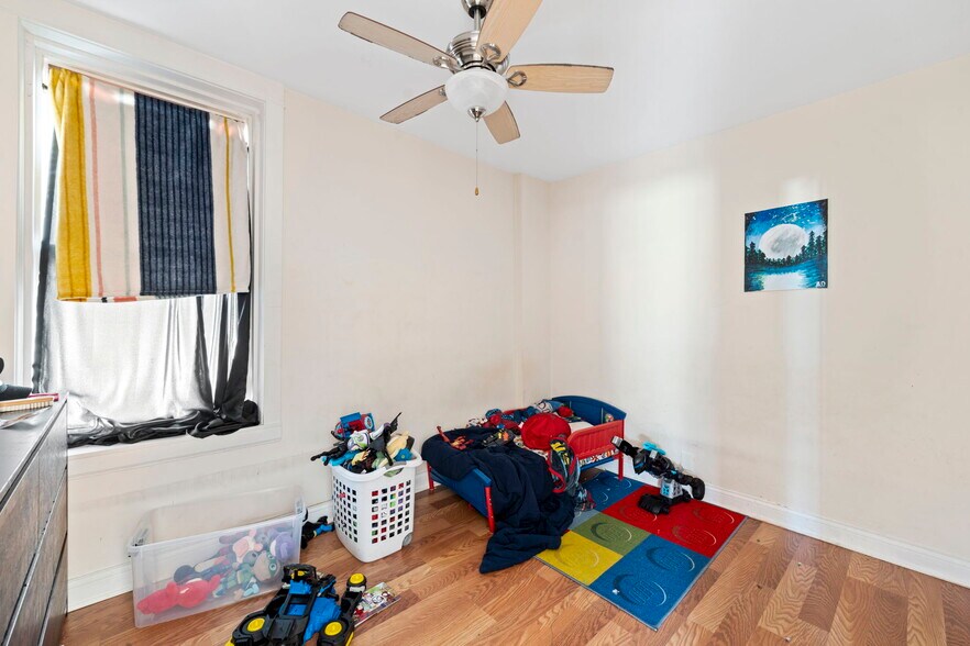More Photos Of 3441-3445 N Pulaski Rd, Chicago Storefront Retail Office For Sale