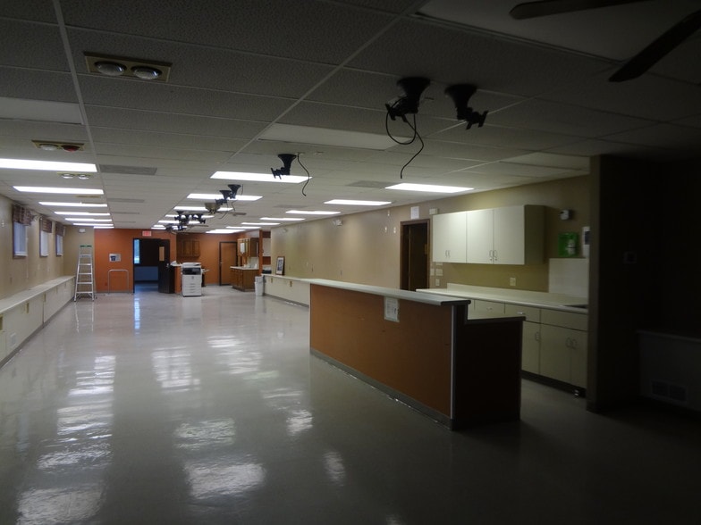 More Photos Of 144 Scott Station Rd, Jefferson City Medical For Sale