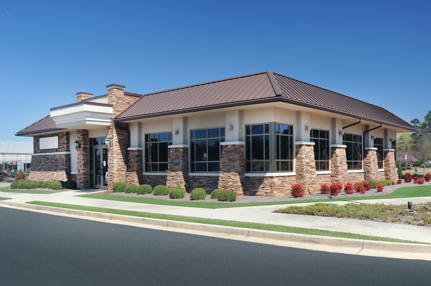 More Photos Of 3590 Cobb Pky NW, Acworth Office For Sale