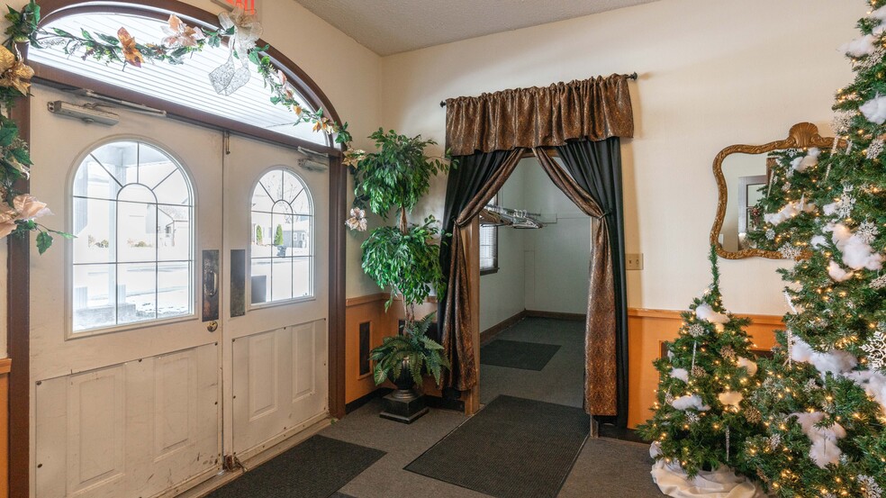 More Photos Of 271 Columbia Ave, Depew Lodge Meeting Hall For Sale