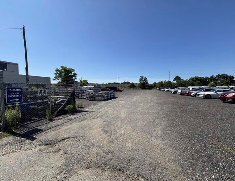 More Photos Of 1064 Route 109, Lindenhurst Warehouse For Lease