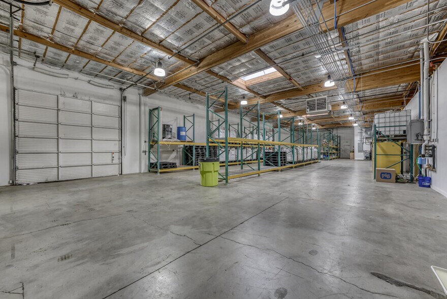 More Photos Of 680 E Glendale Ave, Sparks Warehouse For Sale