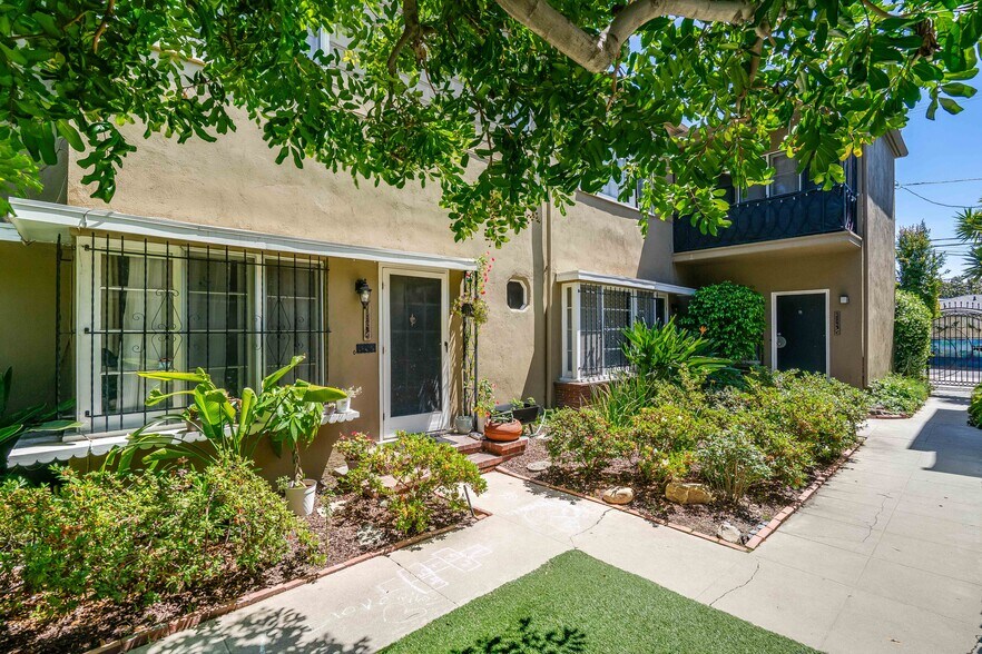 More Photos Of 6512 W Olympic Blvd, Los Angeles Apartments For Sale