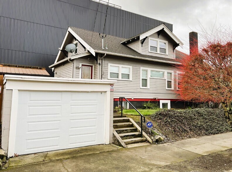 More Photos Of 4076 N Mississippi Ave, Portland Office Residential For Sale