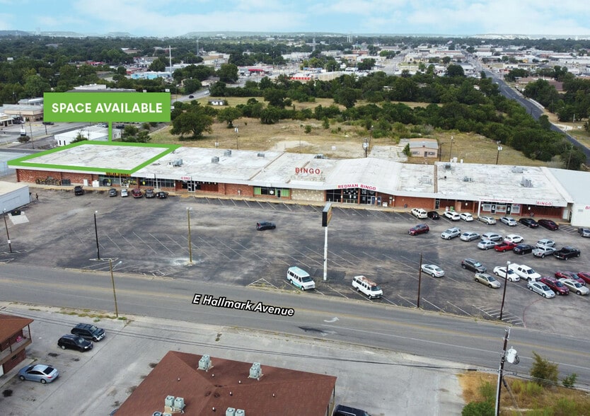 More Photos Of 201 E Hallmark Ave, Killeen Storefront For Lease