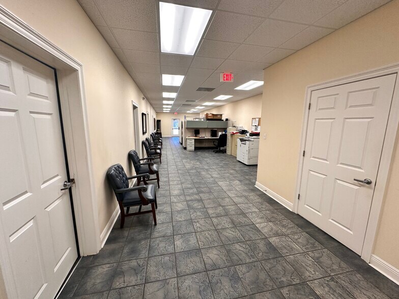 More Photos Of 4509 Hospital St, Pascagoula Office For Sale