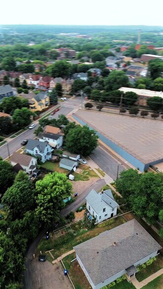 Primary Photo Of 826 5th St E, Saint Paul Apartments For Sale
