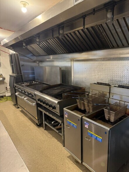 More Photos Of 1550 W Old Highway Rd, Morgan Restaurant For Sale