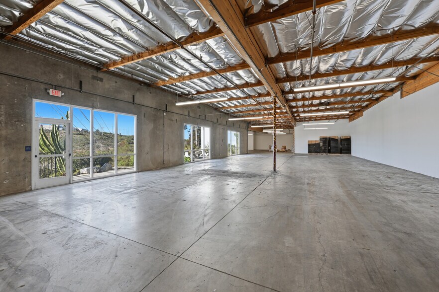 More Photos Of 9170-9190 Camino Santa Fe, San Diego Light Manufacturing For Sale