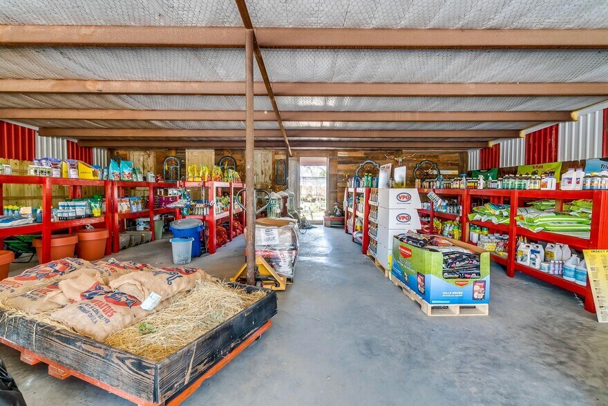 More Photos Of 1990 Highway 36 E, Rising Star Garden Center For Sale