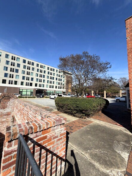 More Photos Of 1207 Broadway, Columbus General Retail For Lease