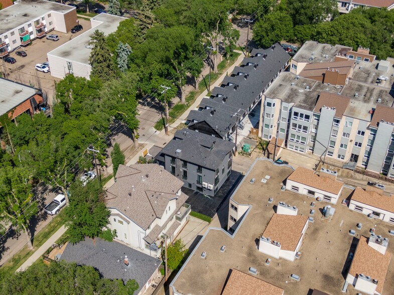 More Photos Of 11833 102 Ave NW, Edmonton Medical For Sale