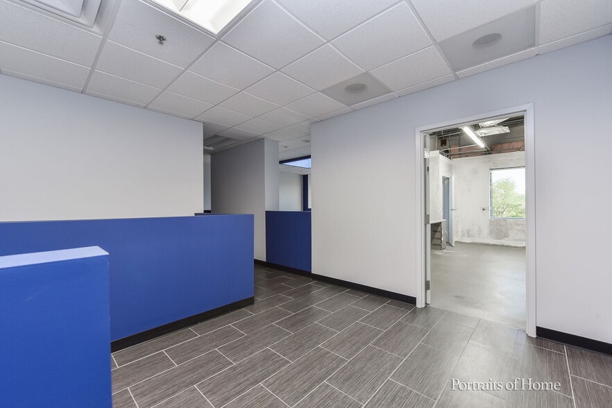 More Photos Of 1585 Beverly Ct, Aurora Warehouse For Sale