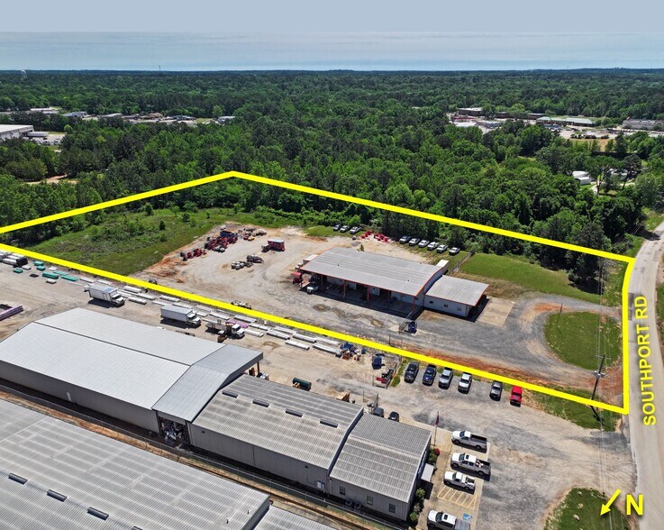 More Photos Of 400 Southport Rd, Kilgore Warehouse For Sale
