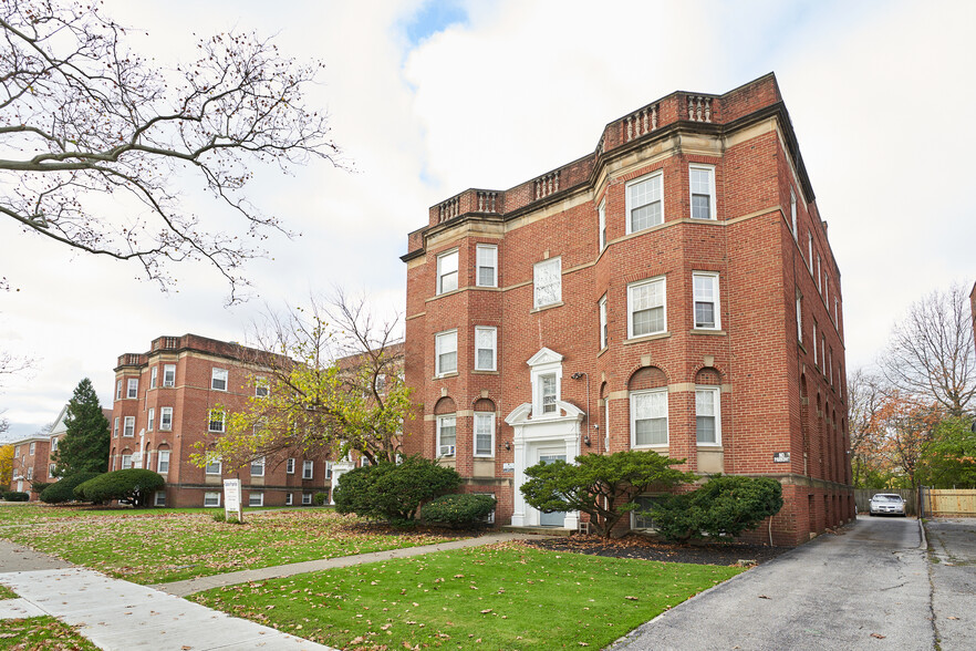 Primary Photo Of 3016 S Moreland Blvd, Cleveland Apartments For Sale