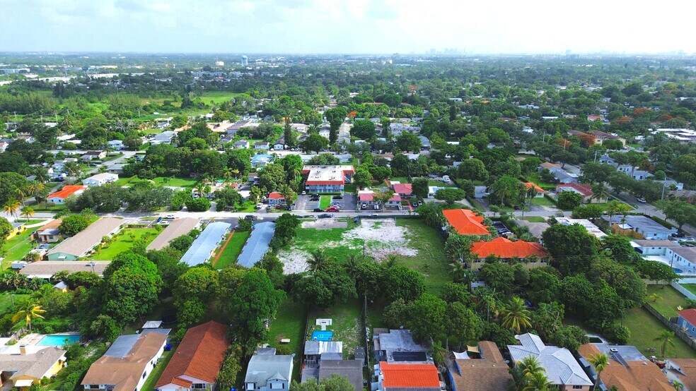 More Photos Of 2630 Pierce St, Hollywood Land For Sale