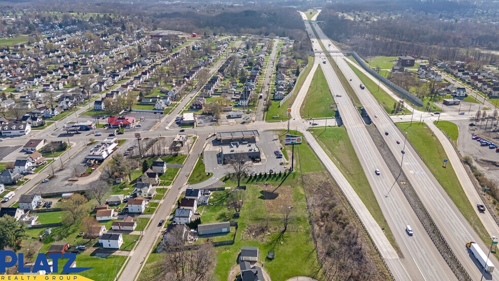 More Photos Of 420 S State St, Girard Restaurant For Lease