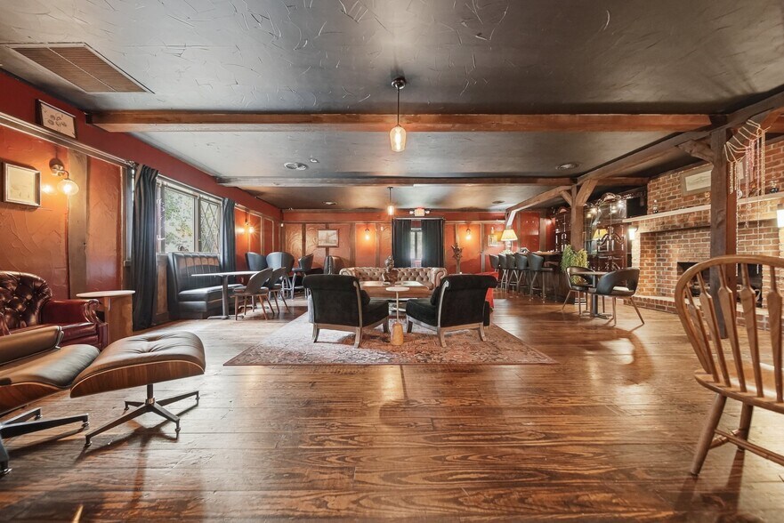 More Photos Of 2289 Saint Paul's Church Rd, Newton Restaurant For Sale