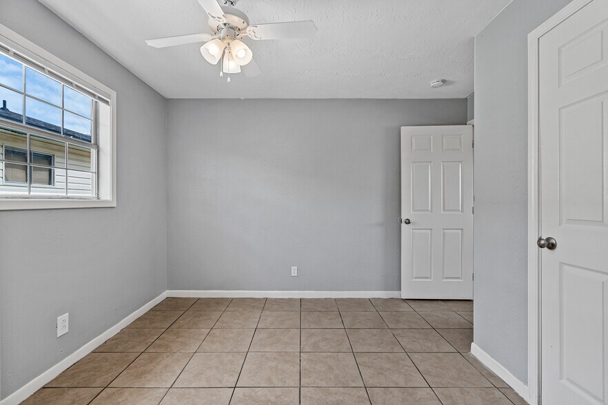 More Photos Of 1820 E Texas St, Bossier City Apartments For Sale