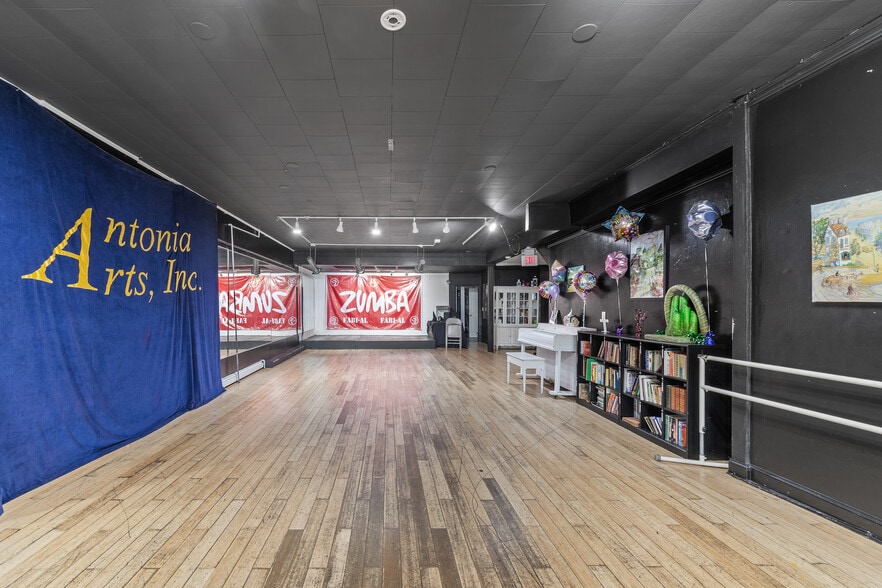 More Photos Of 925 South St, Peekskill Office For Sale