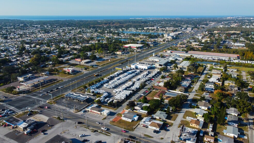 More Photos Of 4539 Mile Stretch Dr, Holiday Office For Sale