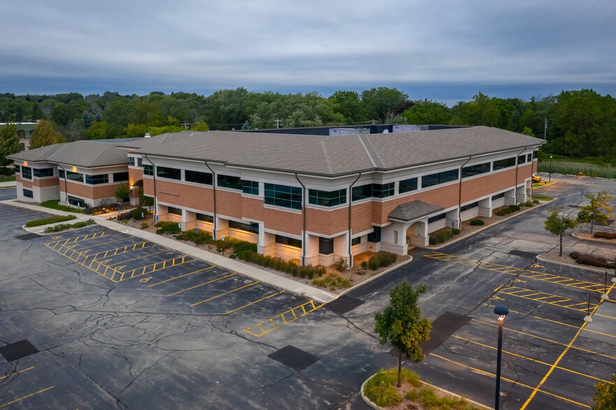 More Photos Of 17000 W North Ave, Brookfield Medical For Lease