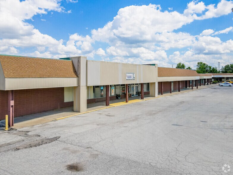 More Photos Of 1951-1999 N 63rd St, Kansas City Unknown For Lease