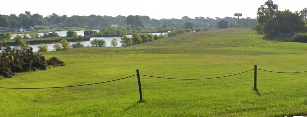 More Photos Of 00 Water St, Port Huron Land For Sale