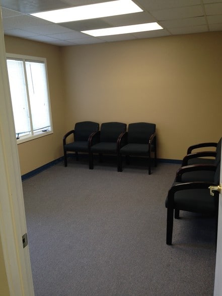 More Photos Of 186 Thomas Johnson Dr, Frederick Unknown For Lease