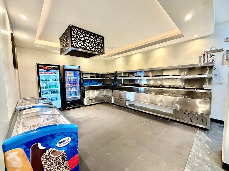 More Photos Of 235 New Dorp Ln, Staten Island Lodge Meeting Hall For Lease