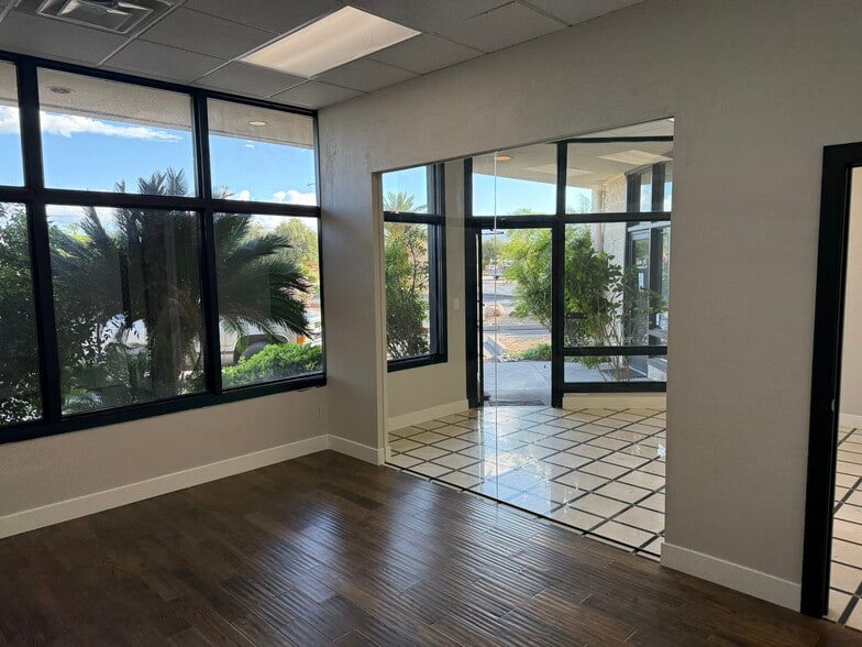 More Photos Of 7655 E Redfield Rd, Scottsdale Light Distribution For Lease