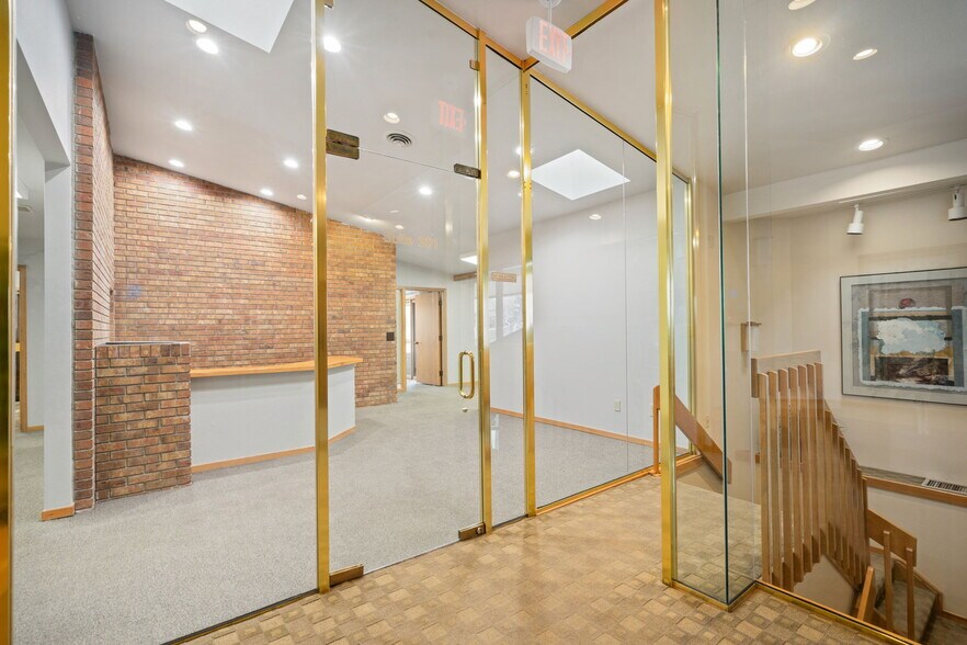 More Photos Of 375 E Horsetooth Rd, Fort Collins Office Residential For Lease