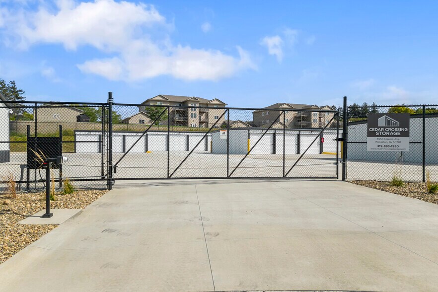 More Photos Of 3556 Marnie Ave, Waterloo Self Storage For Sale