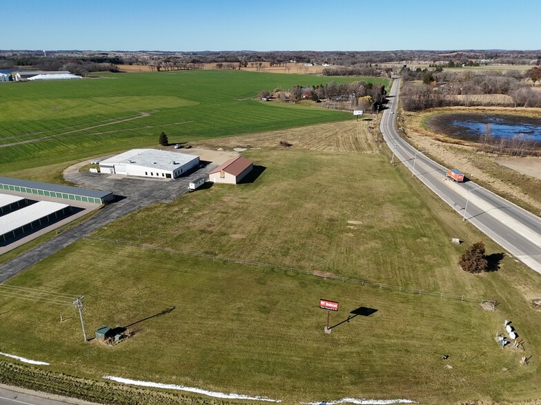 More Photos Of 4414 State Road 92, Brooklyn Industrial For Lease