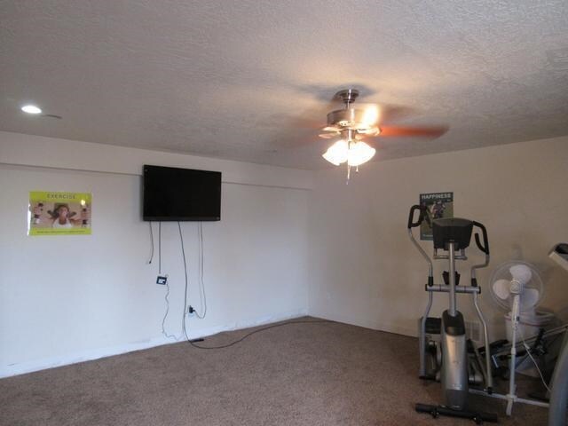 More Photos Of 211 1st St Ne, Halliday Hotel For Sale