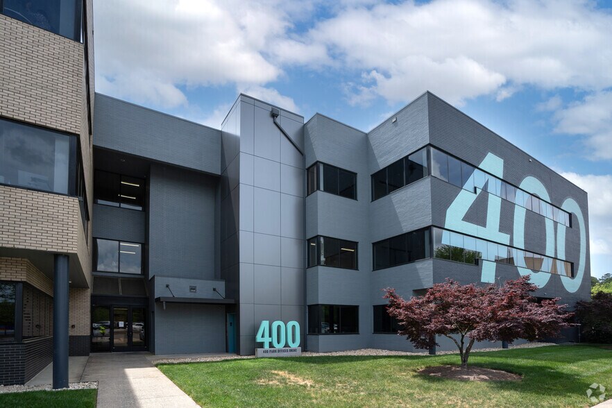 More Photos Of 400 Park Offices Dr, Research Triangle Park Office For Lease