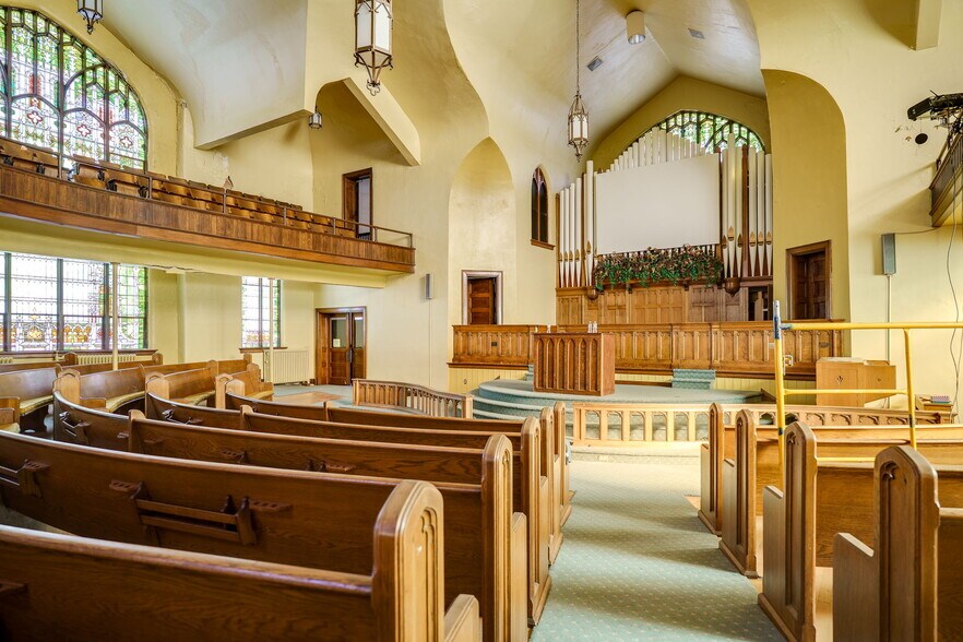 More Photos Of 531 W Ash St, Piqua Religious Facility For Sale