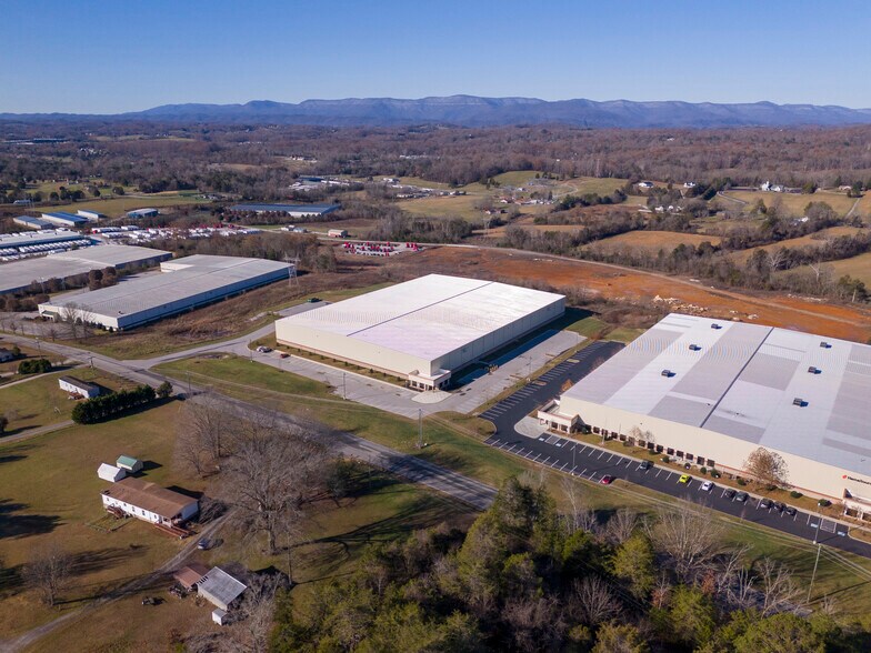 More Photos Of 1521 Mountain Rd, Andersonville Distribution For Lease