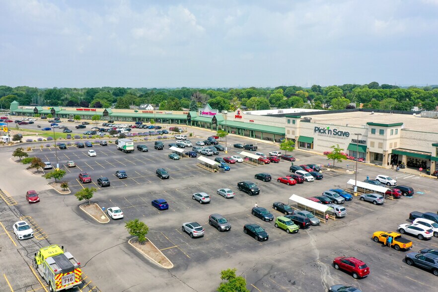 More Photos Of 4698 S Whitnall Ave, Saint Francis Freestanding For Lease